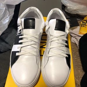 Fendi Sneakers sz 43. Worn once. 10/10. $250